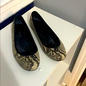 Saint Laurent Paris Ballet Flats Snake Print 39.5